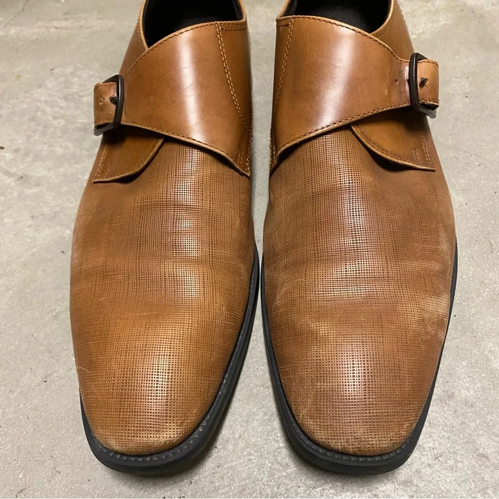 Kenneth Cole New York pre owned